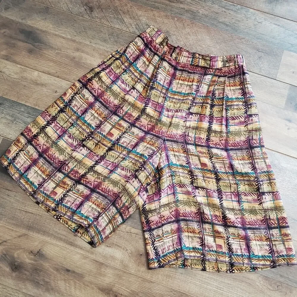 Liz Claiborne 100% Silk Plaid Button Front Top and High Rise Shorts Suit Set 8